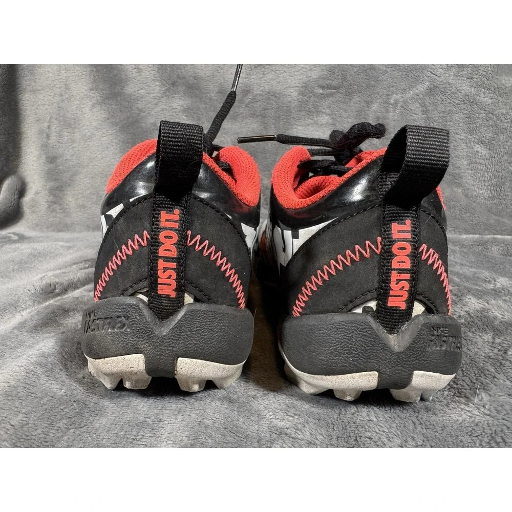 Nike Football Cleats Boys 3Y Youth Size 3 Black White Red Just Do It Fastflex